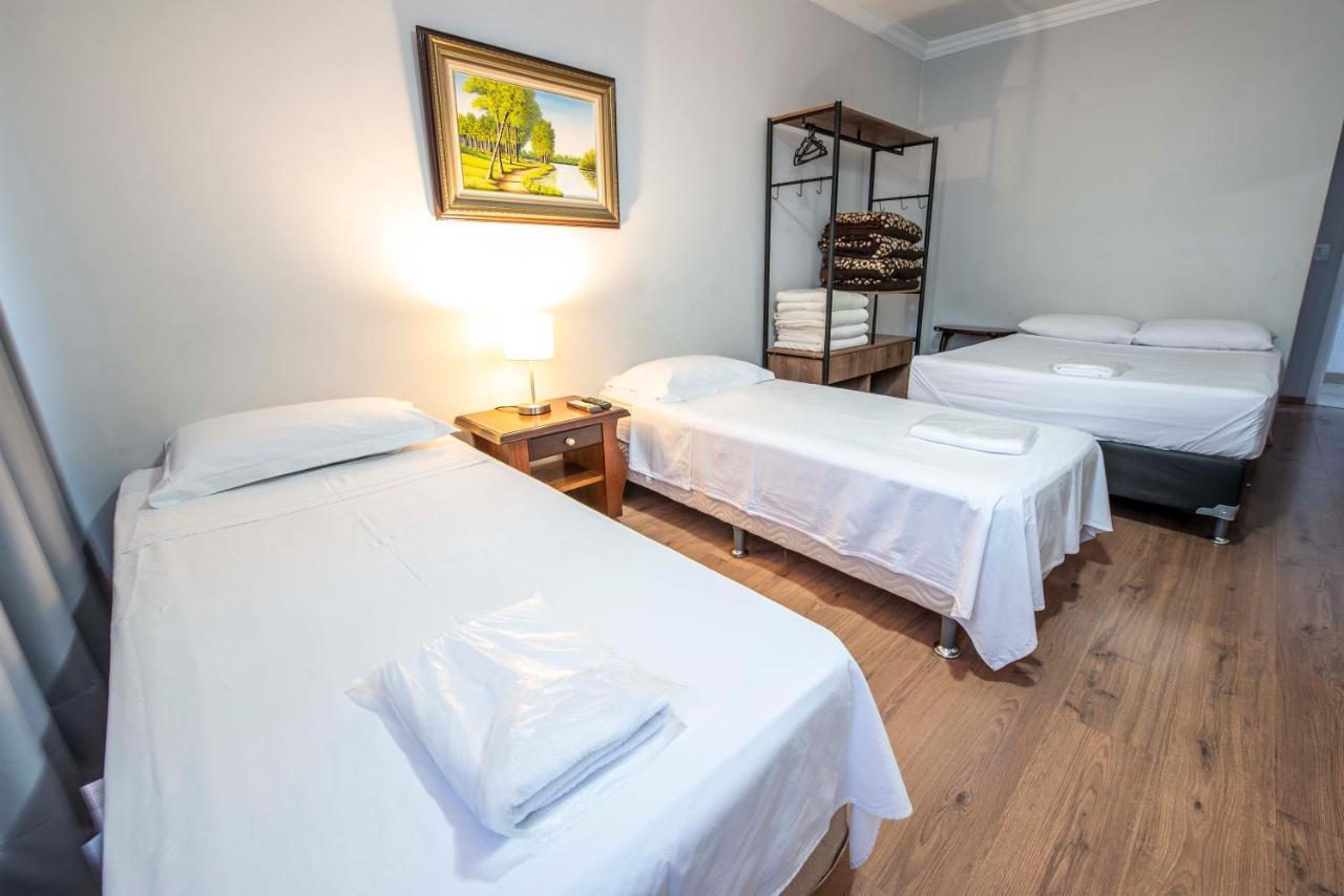 Hotel Santiago Centro Терезополис Экстерьер фото
