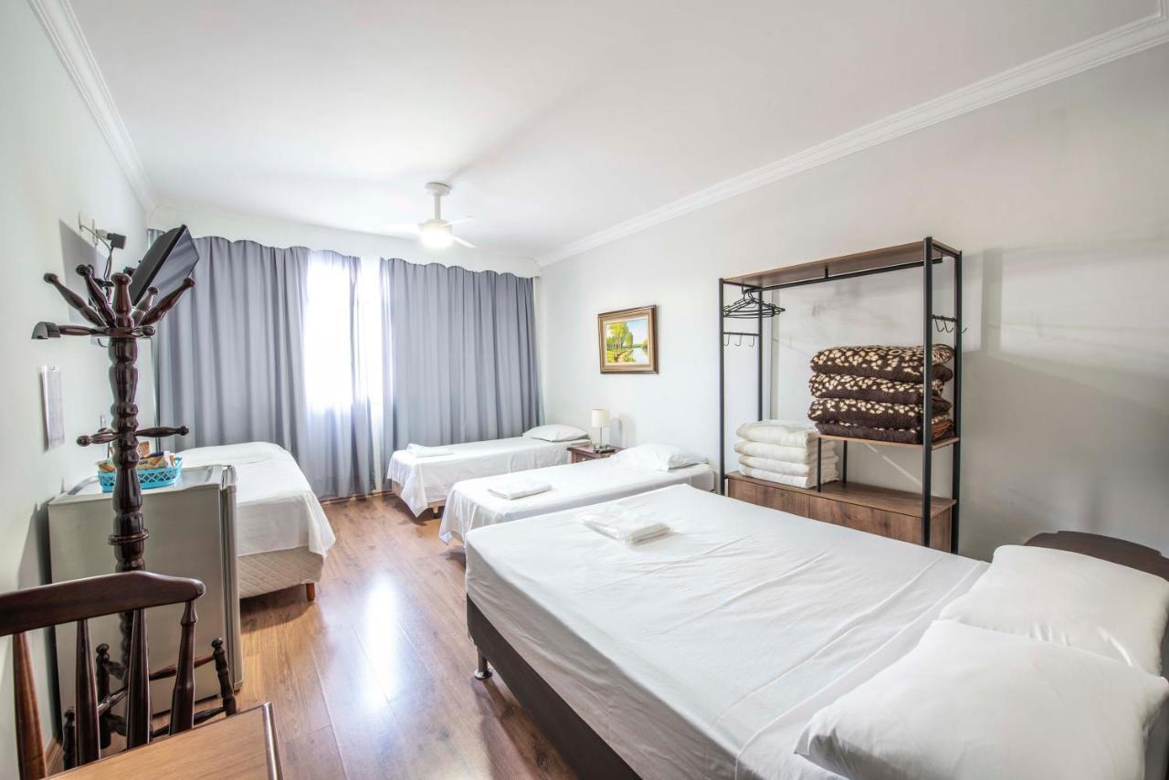 Hotel Santiago Centro Терезополис Экстерьер фото