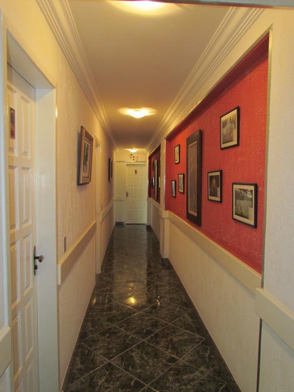 Hotel Santiago Centro Терезополис Экстерьер фото