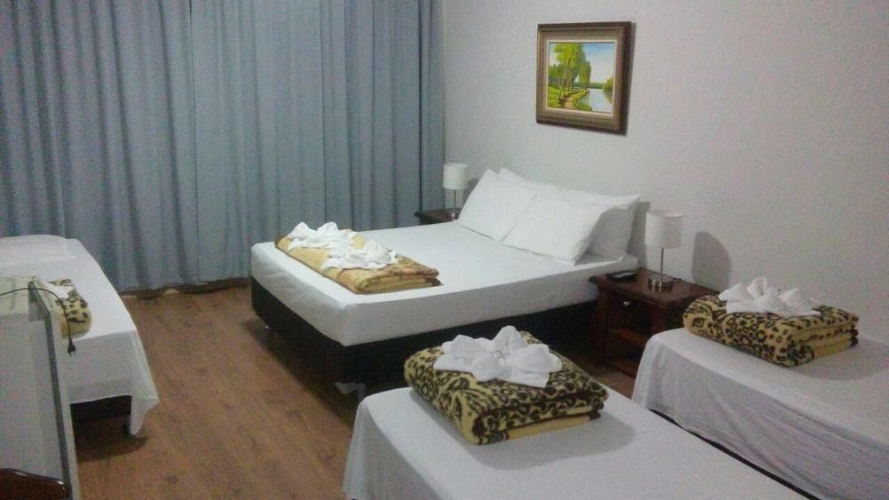 Hotel Santiago Centro Терезополис Экстерьер фото