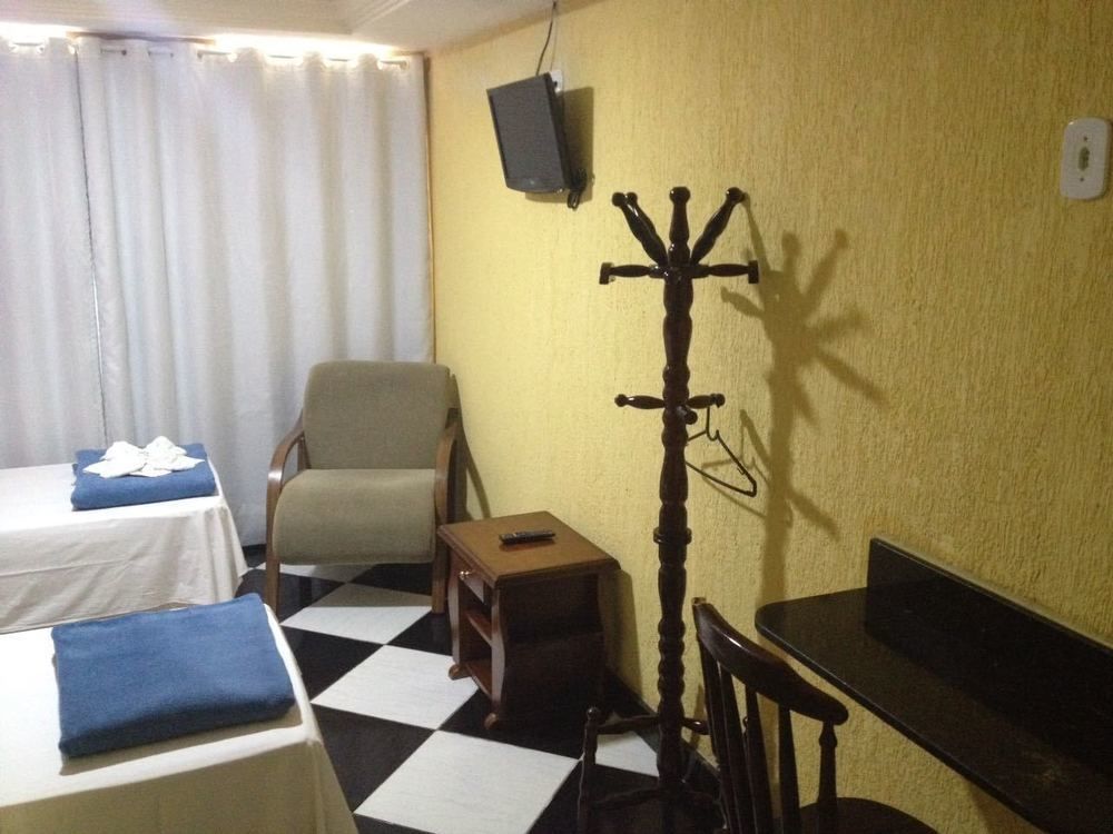 Hotel Santiago Centro Терезополис Экстерьер фото
